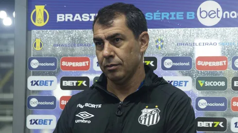 Carille toma atitude nos bastidores do Santos