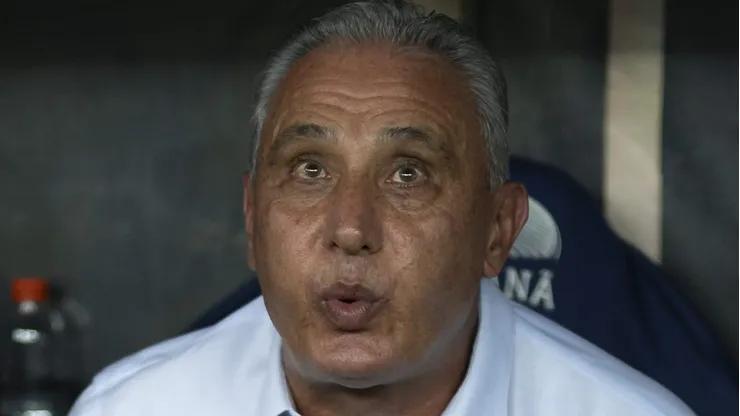 RJ - RIO DE JANEIRO - 15/09/2024 - BRASILEIRO A 2024, FLAMENGO X VASCO - Tite tecnico do Flamengo durante partida contra o Vasco no estadio Maracana pelo campeonato Brasileiro A 2024. Foto: Jorge Rodrigues/AGIF
