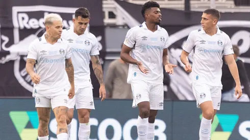 Jemerson, jogador do Gremio comemora seu gol durante partida contra o Bragantino no estadio Nabi Abi Chedid pelo campeonato Brasileiro A 2024