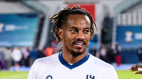 André Carrillo, ex-Al-Hilal, assinou com o Timão.