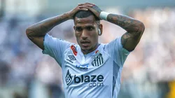 Otero em ação pelo Santos - Foto: Reinaldo Campos/AGIF