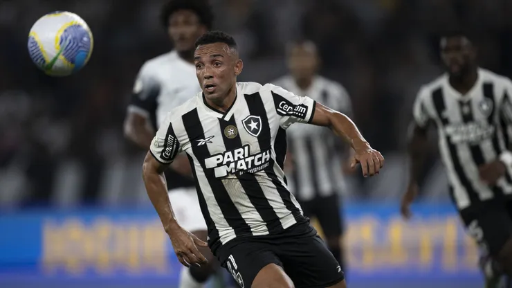 Marçal diz que Botafogo vai superar São Paulo: “Jogos difíceis”