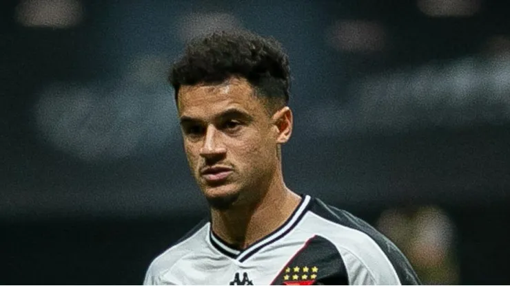 Coutinho durante jogo do Cruz-Maltino. Meio-campista está de volta.