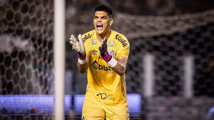 Brazão vive momento mágico no Santos e João Paulo aplaude