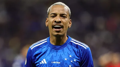 Matheus Pereira durante partida entre Cruzeiro e Corinthians, no Mineirão, pelo Campeonato Brasileiro, no dia 07/07/2024.