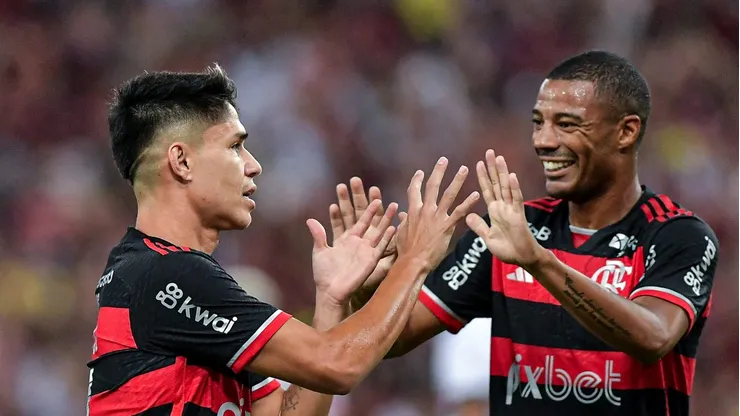 De La Cruz, do Flamengo (D): Baixa contra o Vasco