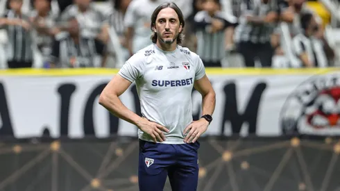 Situação de Zubeldía após eliminação vem à tona e demissão é definida no São Paulo
