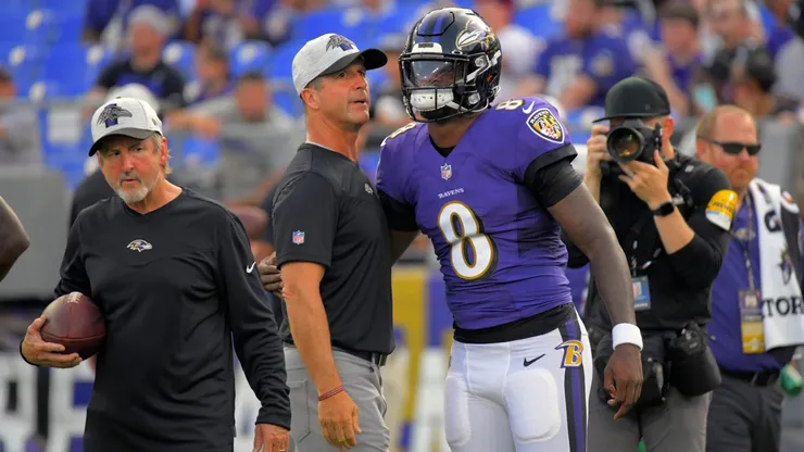 Treinador do Baltimore Ravens, John Harbaugh com Lamar Jackson. - ZUMAm67_ 0129872886st Copyright: xKarlxMertonxFerronx