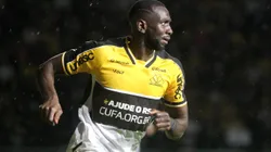Grêmio prepara Bolasie e +2 atletas como prioridade