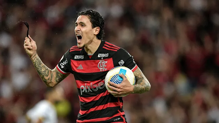 Centroavante escolheu o cirurgião e não preocupa tanto. Thiago Ribeiro/AGIF.