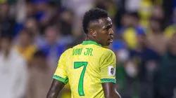 Vini Júnior apresenta um desempenho abaixo e é alvo de críticas