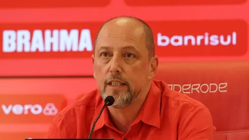 Alessandro Barcellos, presidente do Internacional em entrevista coletiva - Foto: Ricardo Duarte/SC Internacional