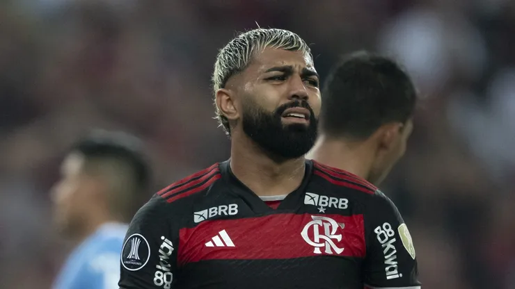 RJ - RIO DE JANEIRO - 15/08/2024 - COPA LIBERTADORES 2024, FLAMENGO X BOLIVAR - Gabi jogador do Flamengo lamenta durante partida contra o Bolivar no estadio Maracana pelo campeonato Copa Libertadores 2024. Foto: Jorge Rodrigues/AGIF
