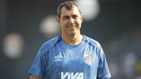 Carille continua pressionado no comando técnico