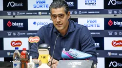 Paulo Bracks surge e fala sobre salários atrasados que gerou climão no Santos