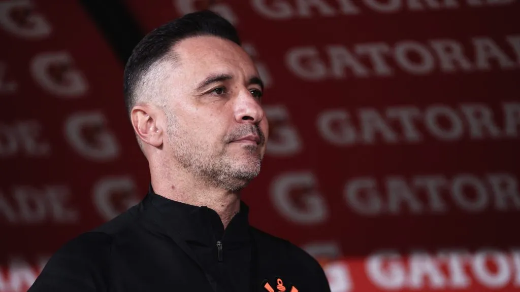 Treinador português deixou o Timão de forma polêmica