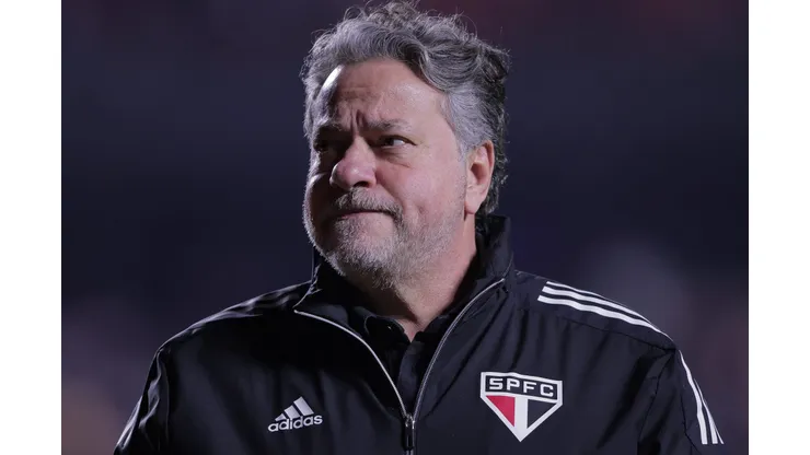 Julio Casares, presidente do São Paulo, se mexeu nos bastidores e Flu cresce o olho