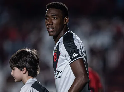 Vasco toma decisão sobre situação de Léo Pelé