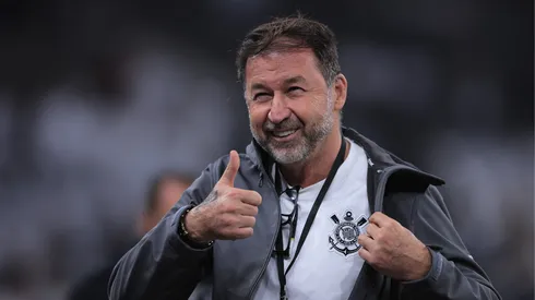 Corinthians afundado em dívidas contrata bastante. Foto: Ettore Chiereguini/AGIF