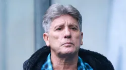 Pavón volta e Renato vive dilema no Grêmio