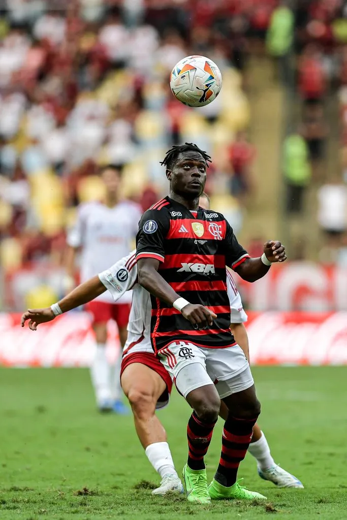 Shola, atacante do Flamengo - Foto: Thiago Ribeiro/AGIF