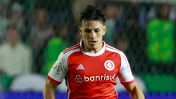 Lateral-esquerdo deve assinar até 2028