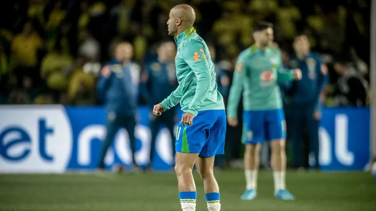 Torcida do São Paulo detona Dorival usar pouco Lucas Moura