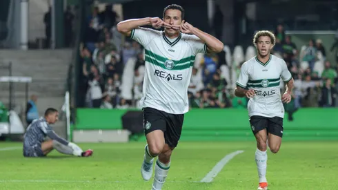 Associated Press / Alamy Stock Photo | Coritiba enfrenta o atual líder da Série B, Novorizontino.