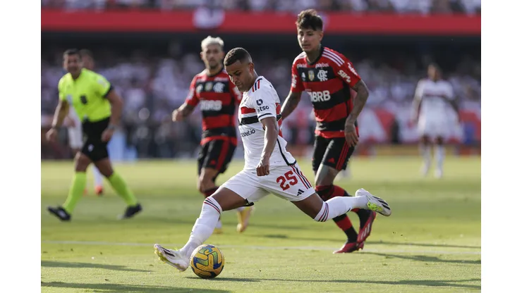Alisson, do São Paulo, em final que coroou o Tricolor como campeão da Copa do Brasil contra o Flamengo (Foto: Ricardo Moreira/Getty Images)