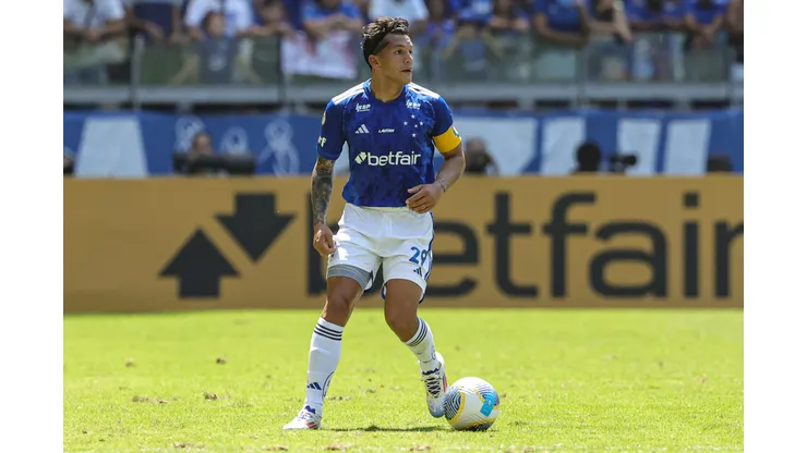 Lucas Romero jogador do Cruzeiro durante partida contra o Atletico-GO. Foto: Gilson Lobo/AGIF