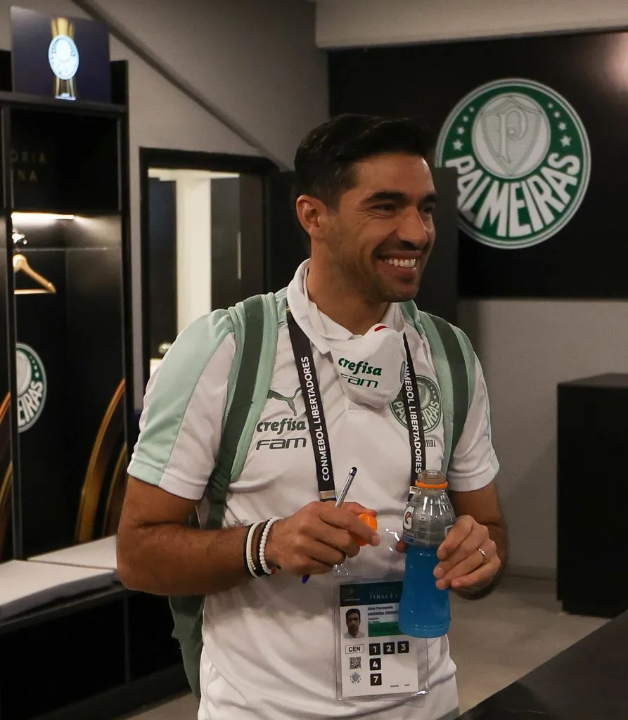 Abel Ferreira em ação pelo Palmeiras. Foto: César Greco