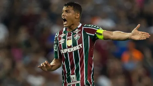O zagueiro está a um passo marca histórica no Fluminense