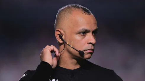 Wilton Pereira Sampaio vai apitar jogo do Vasco