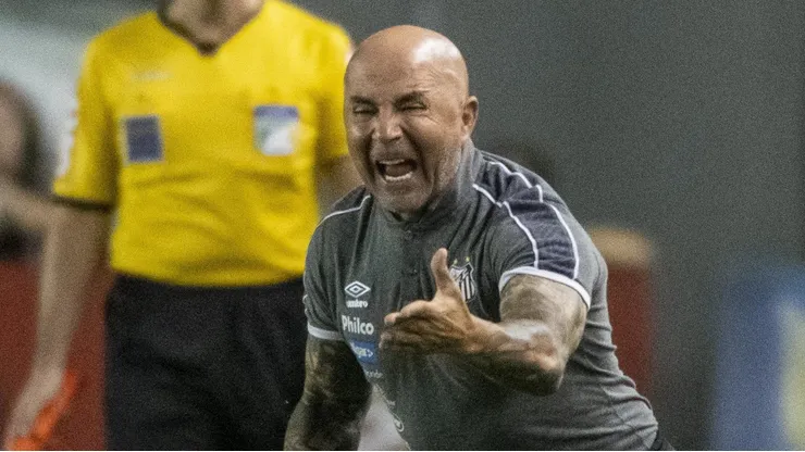 Jorge Sampaoli é favorito para assumir o Santos e 2025 de volta à Série A