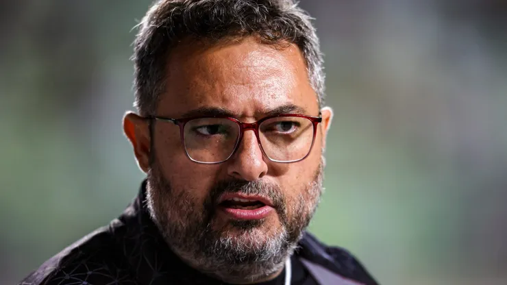 Passagem pelo Vasco foi detalhada por Mattos.