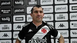 RJ - RIO DE JANEIRO - 13/07/2023 - VASCO, APRESENTACAO GARY MEDEL - Gary Medel durante sua apresentacao oficial como jogador do Vasco em coletiva de imprensa realizada no CT Moacyr Barbosa. Foto: Thiago Ribeiro/AGIF