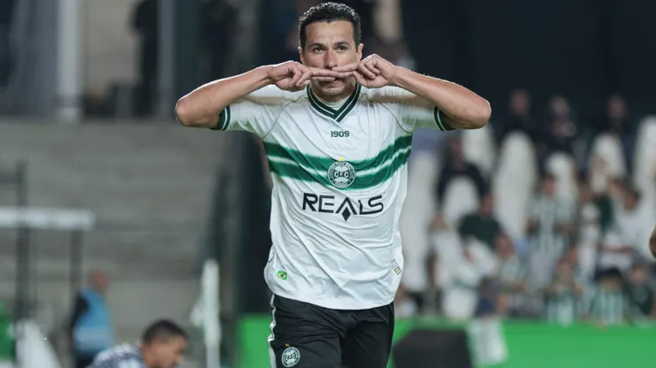 Leandro Damião não será do Inter