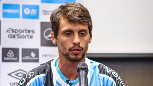 Futuro de Rodrigo Caio é definido. LUCAS UEBEL/GREMIO FBPA
