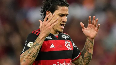 Pedro vive drama com lesão sofrida na Seleção