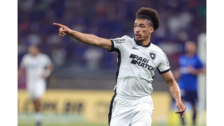 Adryelson jogador do Botafogo. Foto: Gilson Lobo/AGIF