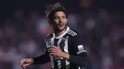 Gustavo Scarpa melhora Galo. Foto: Ettore Chiereguini/AGIF