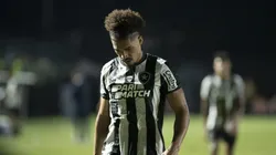 Adryelson no Botafogo pode ser titular. Foto: Jorge Rodrigues/AGIF