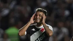 RIO DE JANEIRO, BRAZIL - AUGUST 3: Adson (L) of Vasco da Gama reacts after a goal opportunity during the match between Vasco da Gama and Bragantino as part of Brasileirao 2024 at Sao Januario Stadium on August 3, 2024 in Rio de Janeiro, Brazil. (Photo by Wagner Meier/Getty Images)