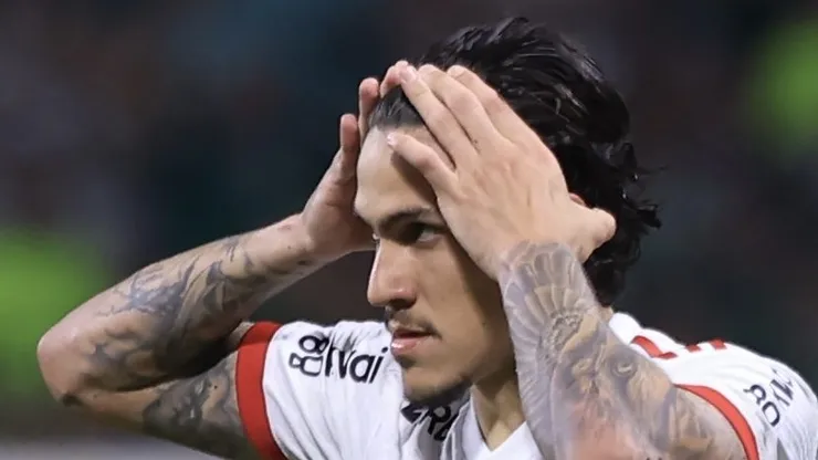 SP - SAO PAULO - 07/08/2024 - COPA DO BRASIL 2024, PALMEIRAS X FLAMENGO - Pedro jogador do Flamengo lamenta durante partida contra o Palmeiras no estadio Arena Allianz Parque pelo campeonato Copa Do Brasil 2024. Foto: Marcello Zambrana/AGIF