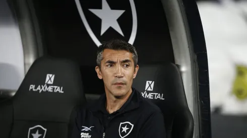 RIO DE JANEIRO, BRAZIL - AUGUST 12: Bruno Lage coach of Botafogo prior the match between Botafogo and Internacional as part of Brasileirao 2023 at Estadio Olimpico Nilton Santos on August 12, 2023 in Rio de Janeiro, Brazil. (Photo by Wagner Meier/Getty Images)