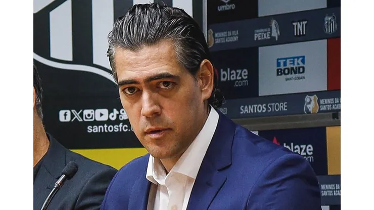 Paulo Bracks não ficou apenas nas cobranças e disse que o Peixe vai mudar