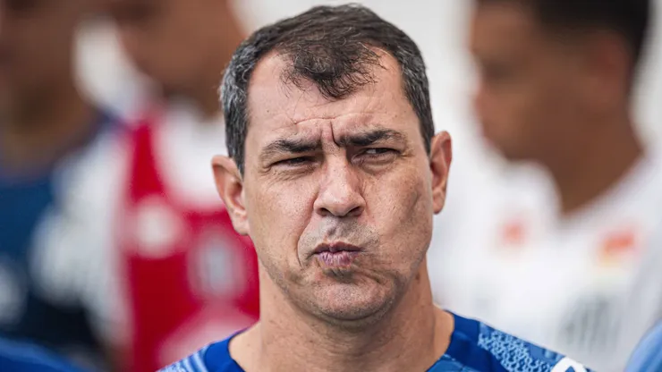 Santos de Fábio Carille tem suas chances de título e acesso da Série B diminuídas após tropeço em casa. Photo: Anderson Lira/Fotoarena.