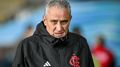 Tite durante partida entre Palestino e Flamengo, no Estádio Francisco Rumoroso, pela Copa Libertadores da América, no dia 07/05/2024. Foto: Nayra Halm