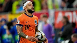 Memphis Depay recebeu proposta do Corinthians que aguarda resposta. Daniela Porcelli / SPP