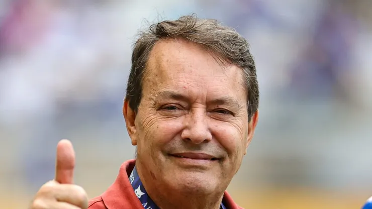 Pedro Lourenço encerra boatos sobre troca de técnico.